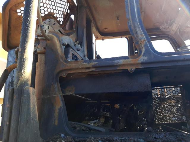2017 CAT 730 C2
