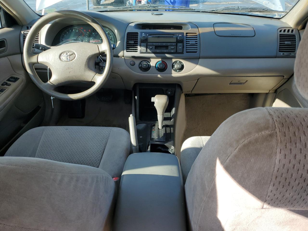 2003 Toyota Camry Le VIN: 4T1BE32K13U207337 Lot: 58038565