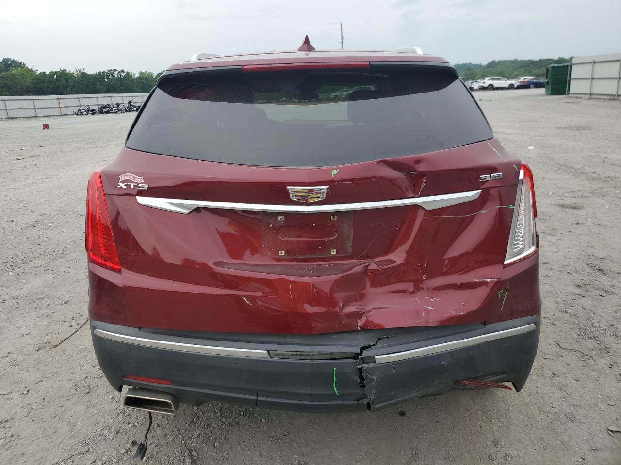2018 Cadillac Xt5 Premium Luxury VIN: 1GYKNERS2JZ106713 Lot: 57084215
