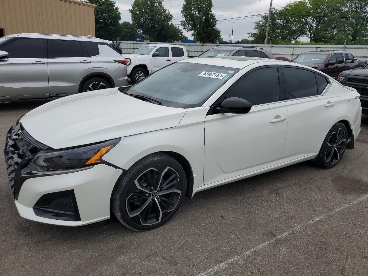 2023 Nissan Altima Sr for Sale in Moraine, OH - Front End