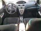 2010 Toyota Yaris  იყიდება Elgin-ში, IL - Front End