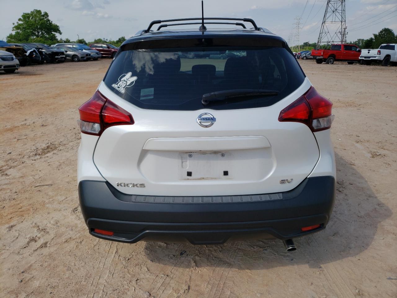 2018 Nissan Kicks S VIN: 3N1CP5CU3JL511892 Lot: 57260555