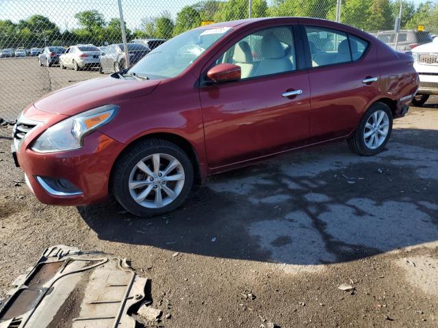  NISSAN VERSA 2016 Червоний