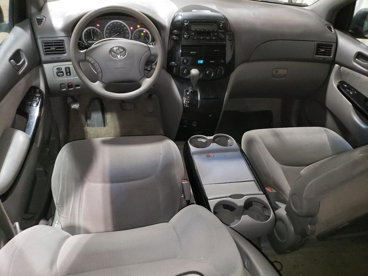 2004 Toyota Sienna Ce VIN: 5TDZA23C24S075064 Lot: 56167285