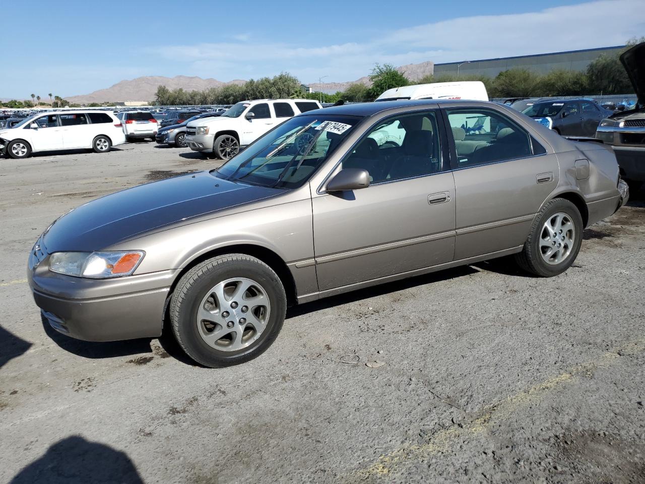 1999 Toyota Camry Le for Sale in Las Vegas, NV - Rear End