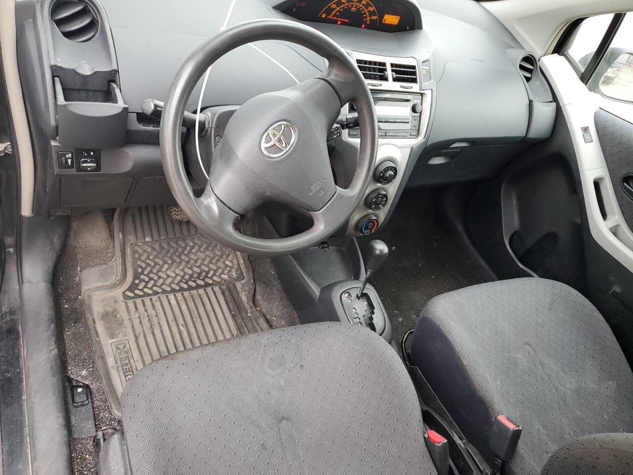 2010 Toyota Yaris VIN: JTDJT4K37A5290297 Lot: 56980175
