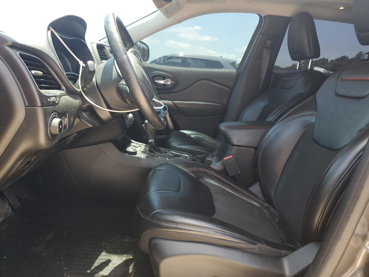 2019 Jeep Cherokee Trailhawk VIN: 1C4PJMBX5KD278692 Lot: 56912285