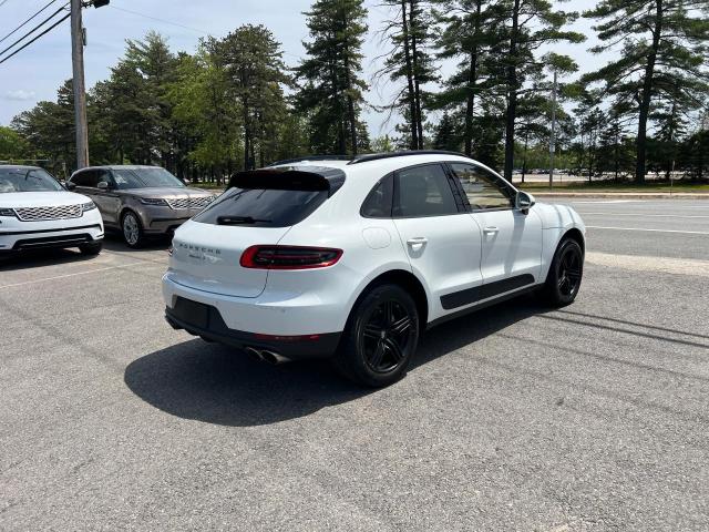 Parquets PORSCHE MACAN 2015 White
