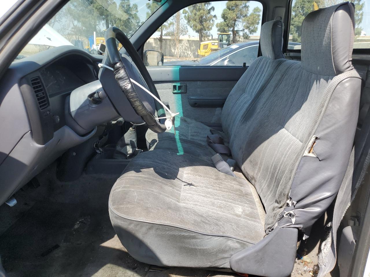 1999 Toyota Tacoma VIN: 4TANL42N5XZ561034 Lot: 57353745