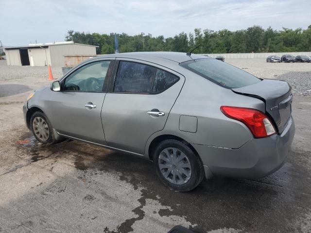  NISSAN VERSA 2012 Srebrny