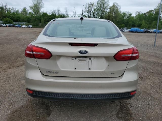  FORD FOCUS 2018 Бежевий