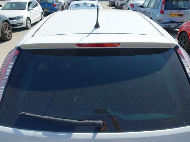 2013 FIAT PUNTO GBT