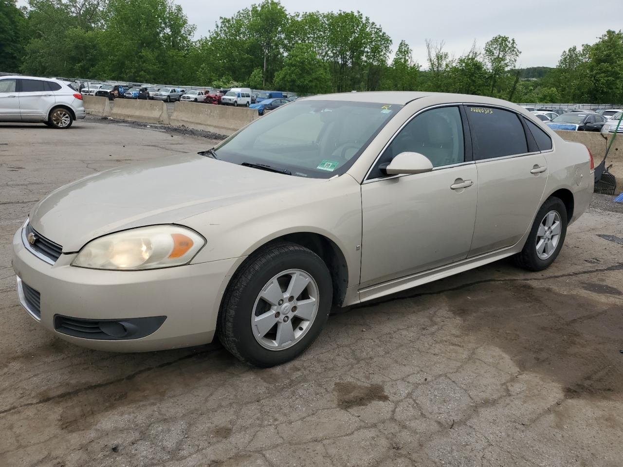 2010 Chevrolet Impala Lt for Sale in Marlboro, NY - Minor Dent/Scratches