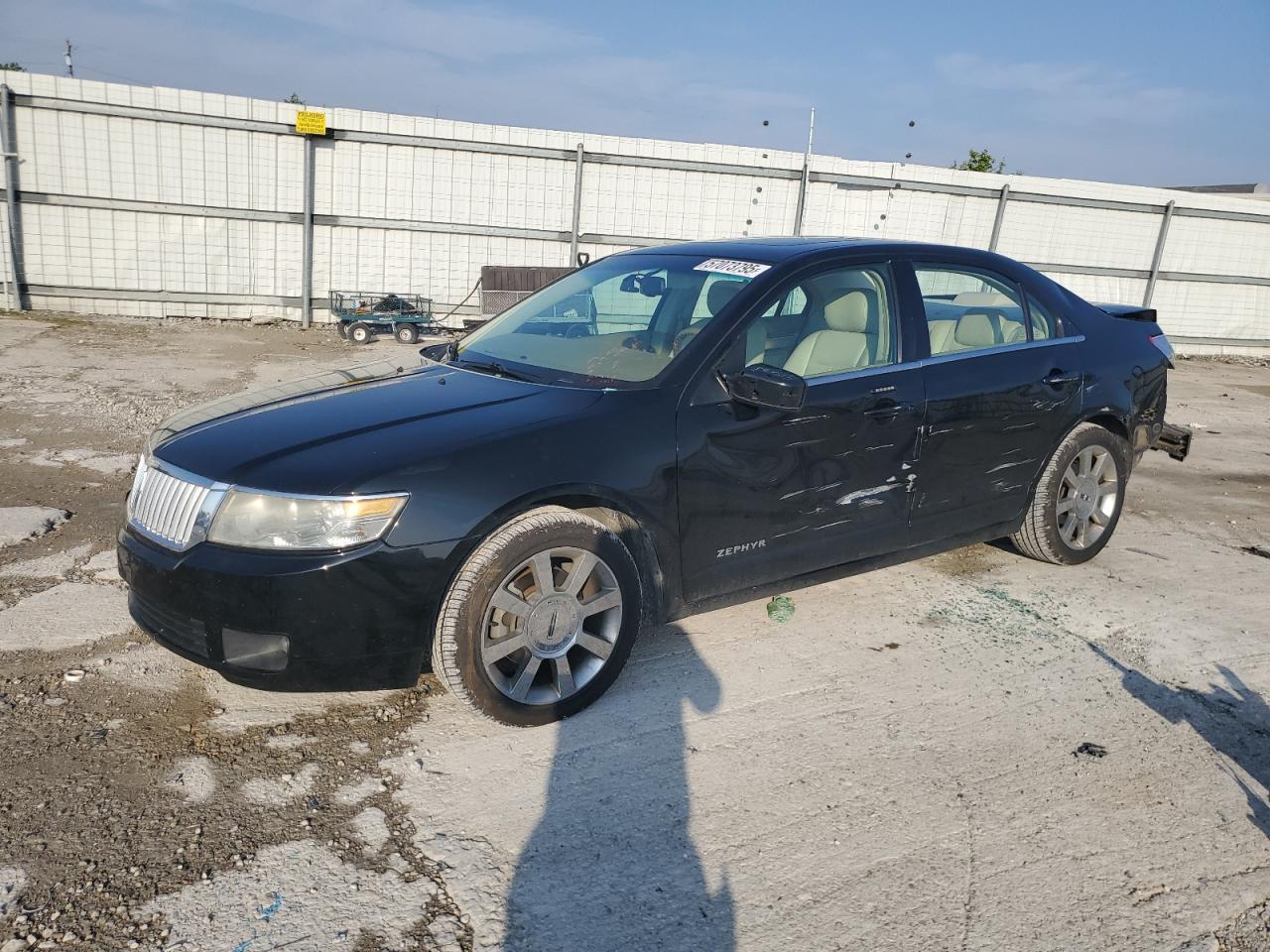 2006 Lincoln Zephyr for Sale in Walton, KY - Rear End