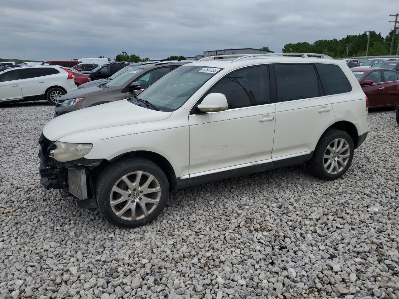 2009 Volkswagen Touareg 2 V6 Tdi იყიდება Wayland-ში, MI - Front End
