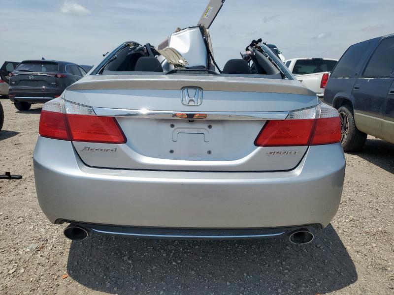 Седани HONDA ACCORD 2015 Сріблястий