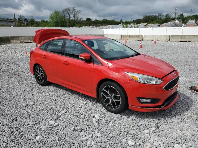  FORD FOCUS 2015 Czerwony