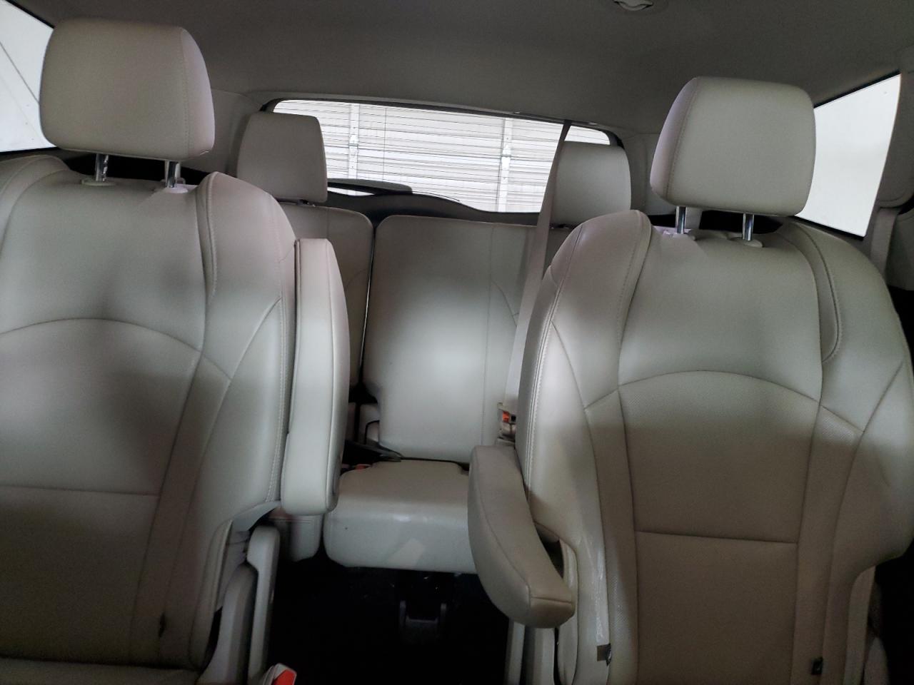 2019 Buick Enclave Essence VIN: 5GAEVAKW2KJ290996 Lot: 58141625