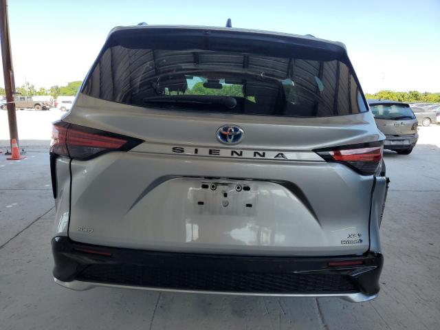  TOYOTA SIENNA 2022 Silver