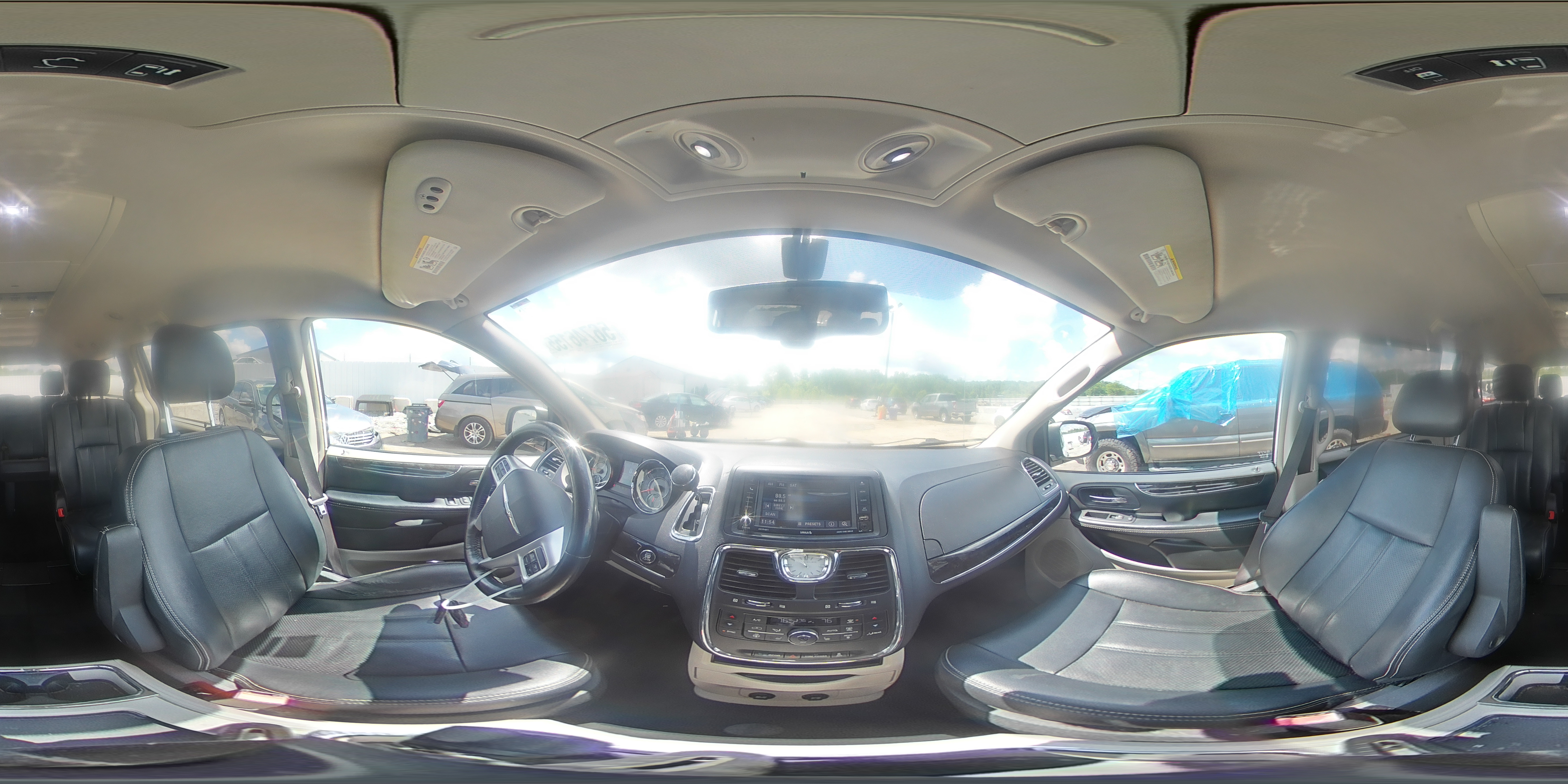 2016 Chrysler Town & Country Touring L VIN: 2C4RC1CG0GR101407 Lot: 56746155