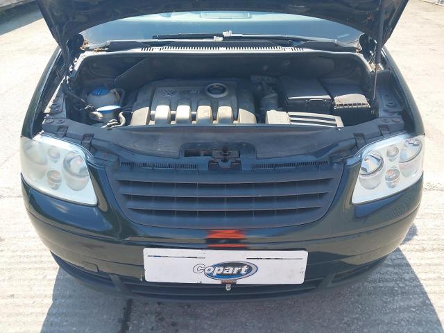 2004 VOLKSWAGEN TOURAN S T