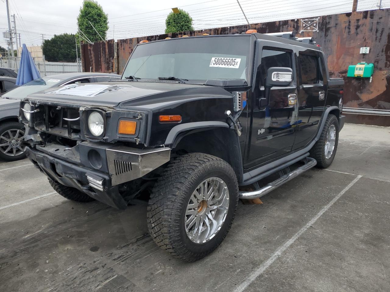 2006 Hummer H2 Sut for Sale in Wilmington, CA - Front End