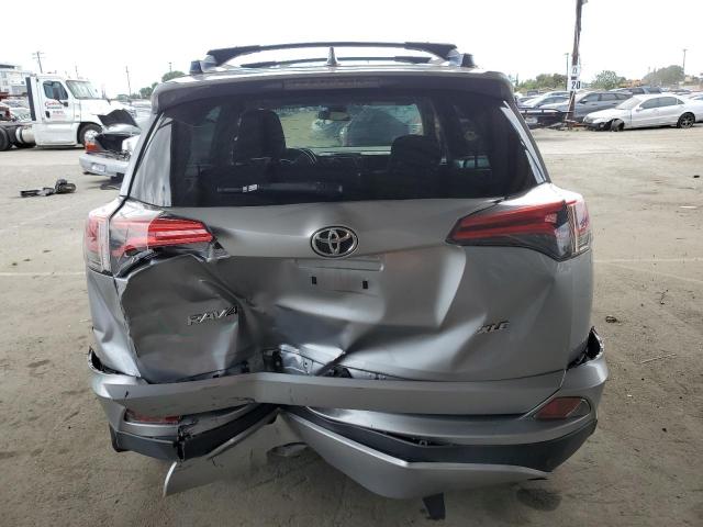  TOYOTA RAV4 2018 Srebrny