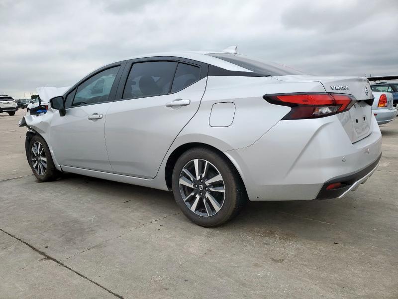  NISSAN VERSA 2021 Silver
