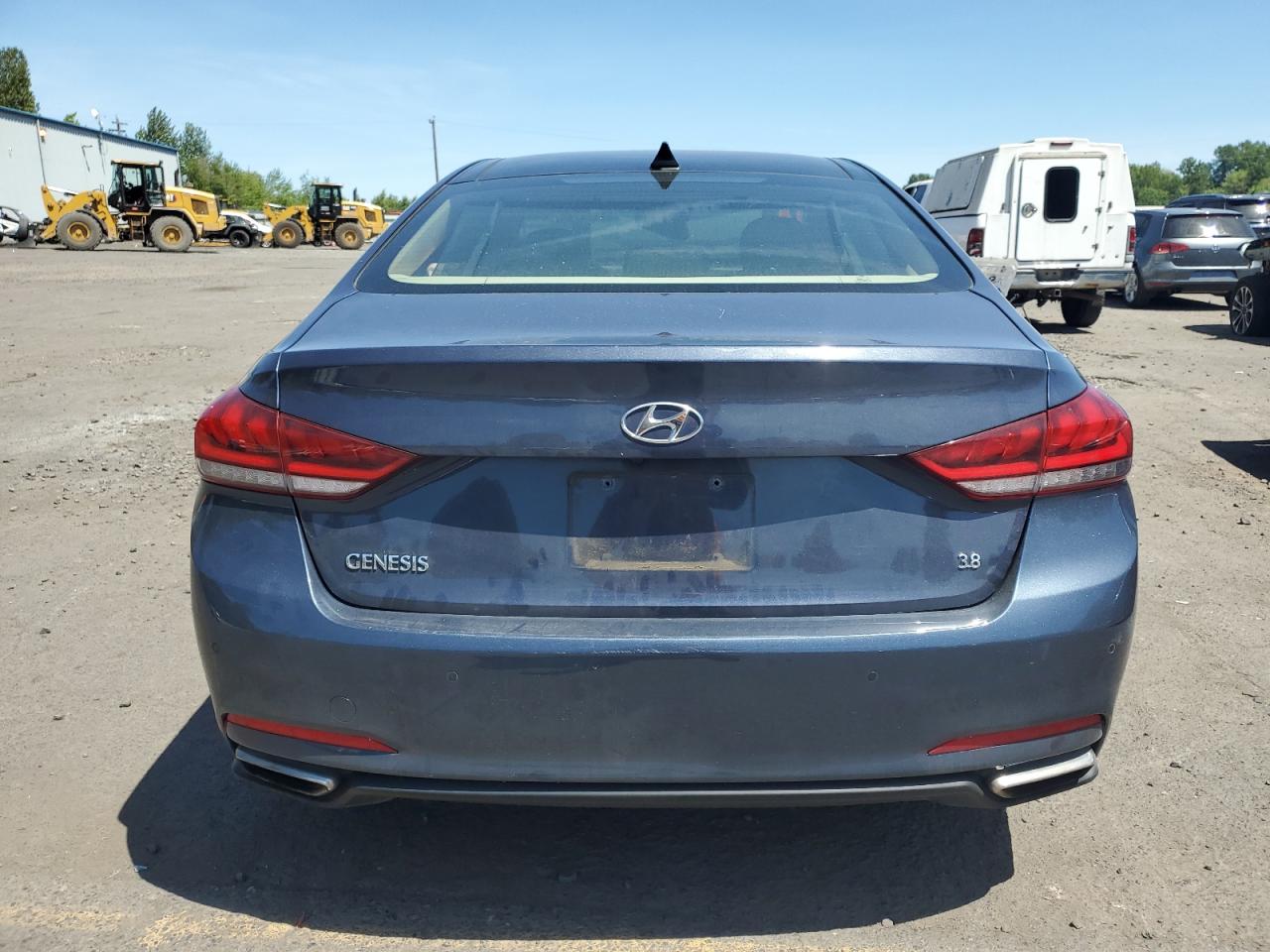 2015 Hyundai Genesis 3.8L VIN: KMHGN4JE9FU088996 Lot: 58174155
