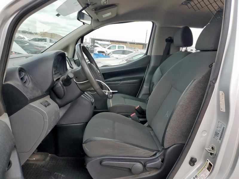  NISSAN NV 2015 Silver