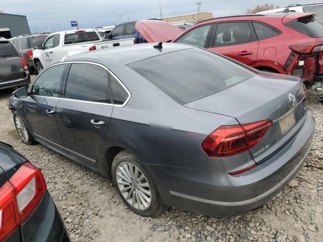  VOLKSWAGEN PASSAT 2017 Серый