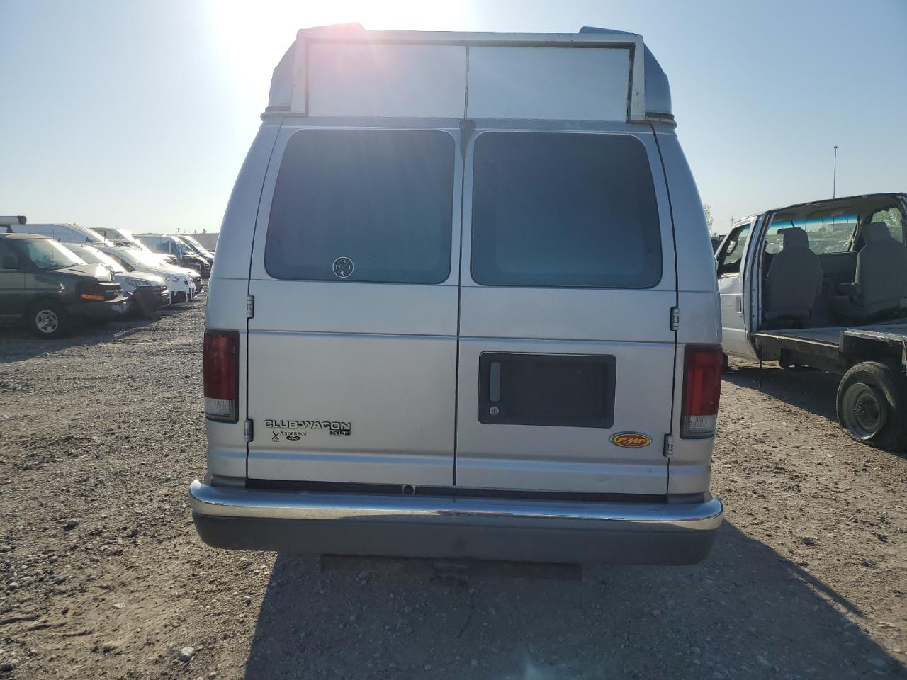 1996 Ford Econoline E350 Super Duty VIN: 1FBJS31H2THA89133 Lot: 64887434