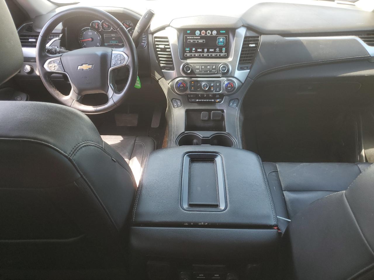 2019 Chevrolet Suburban K1500 Lt VIN: 1GNSKHKCXKR405488 Lot: 57905295