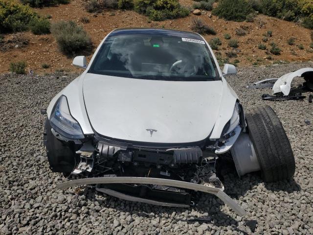  TESLA MODEL 3 2020 Белы
