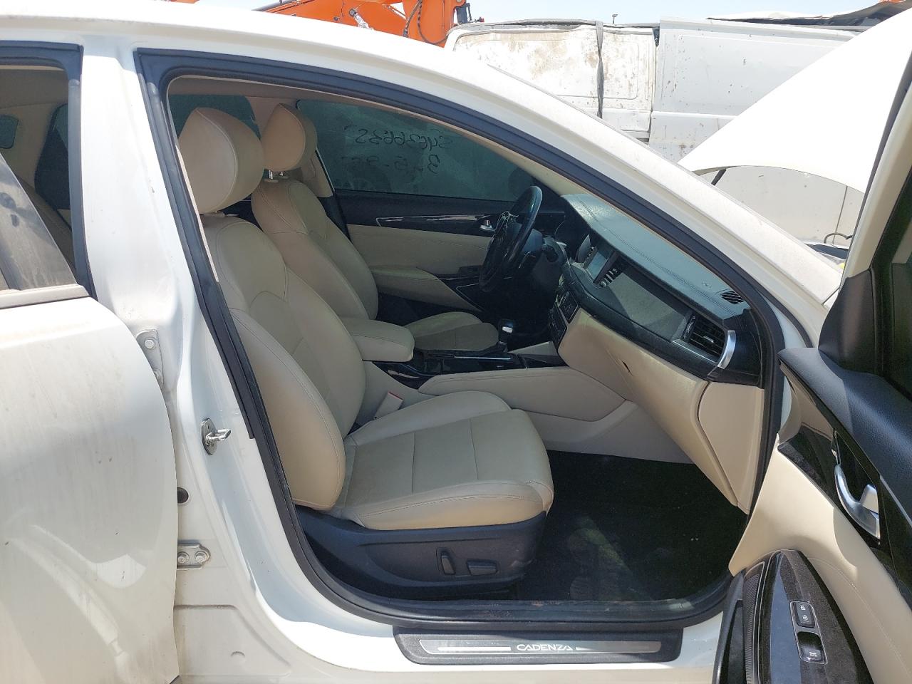 KNALC4116K5152547 - 2019 Kia CADENZA - #54636635