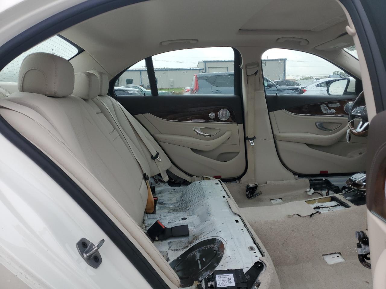 2020 Mercedes-Benz E 350 VIN: WDDZF8DBXLA748839 Lot: 54265805