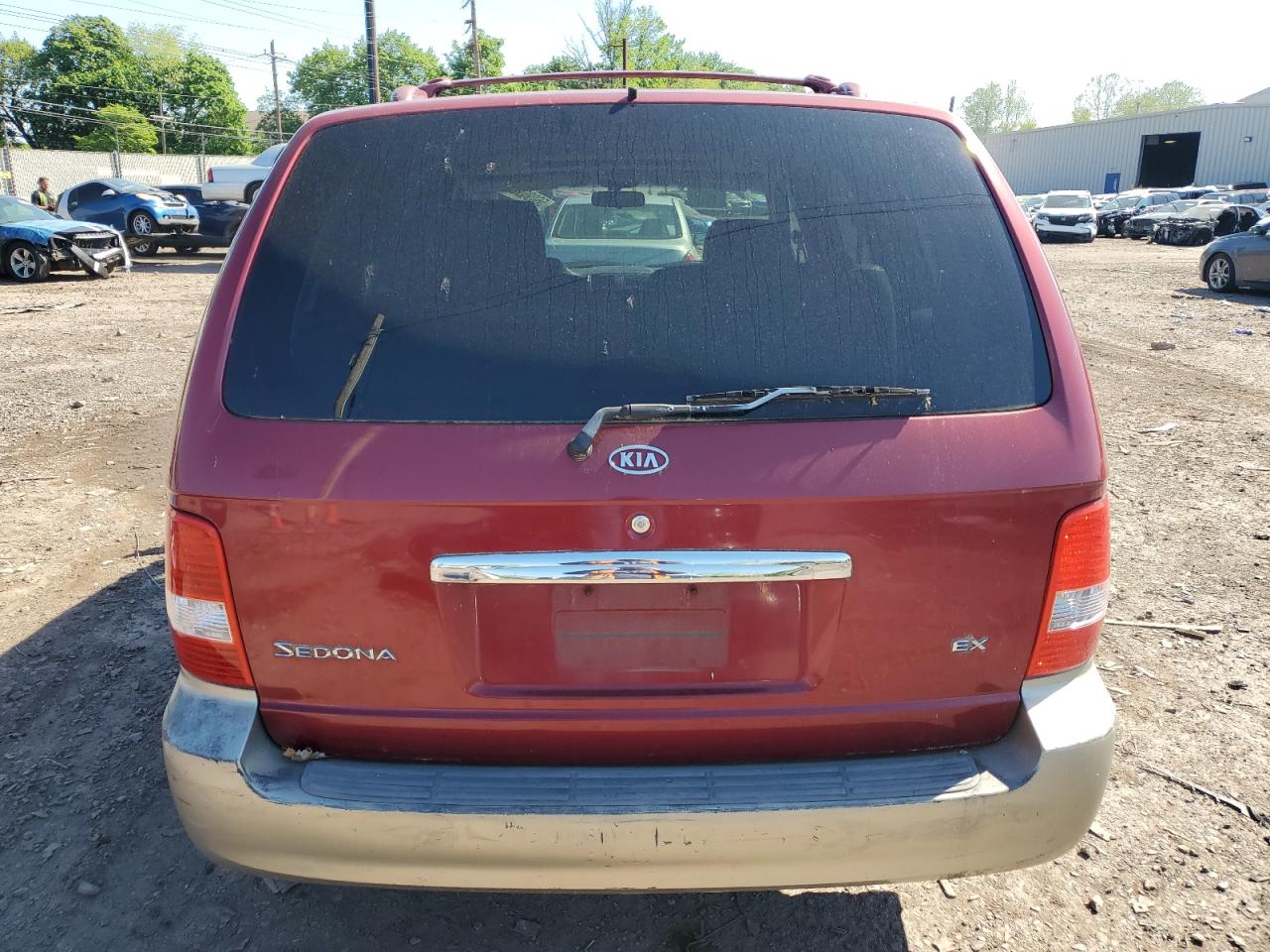 2003 Kia Sedona Ex VIN: KNDUP131936474585 Lot: 56096985