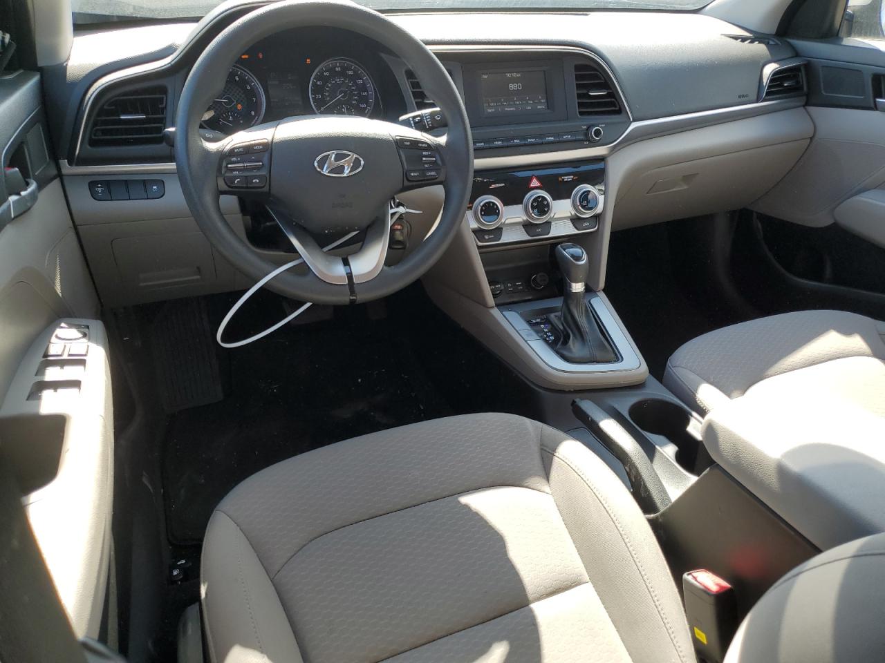 2019 Hyundai Elantra Se VIN: KMHD74LFXKU830657 Lot: 57643125