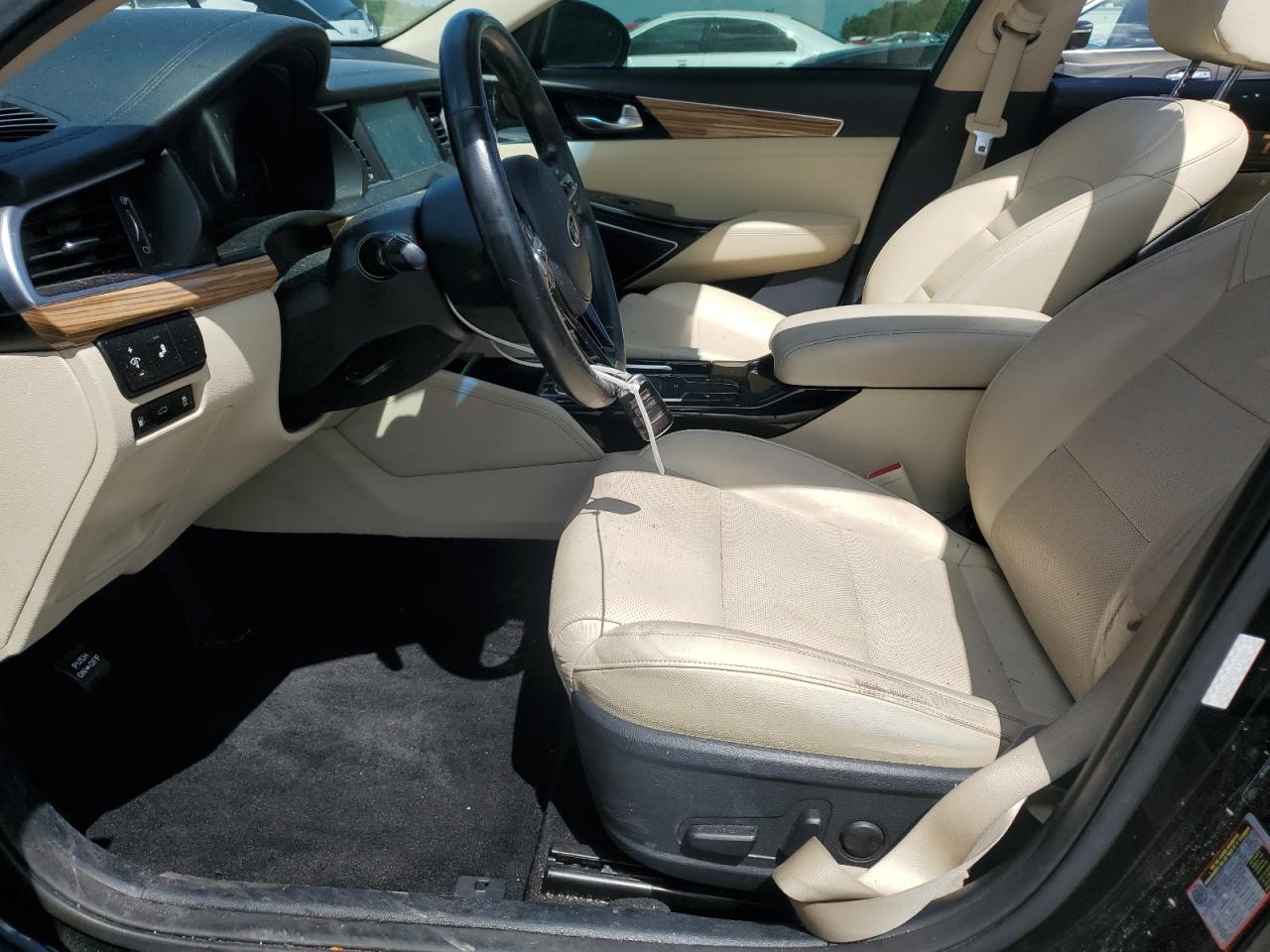 2017 Kia Cadenza Premium VIN: KNALC4J15H5061679 Lot: 57703505