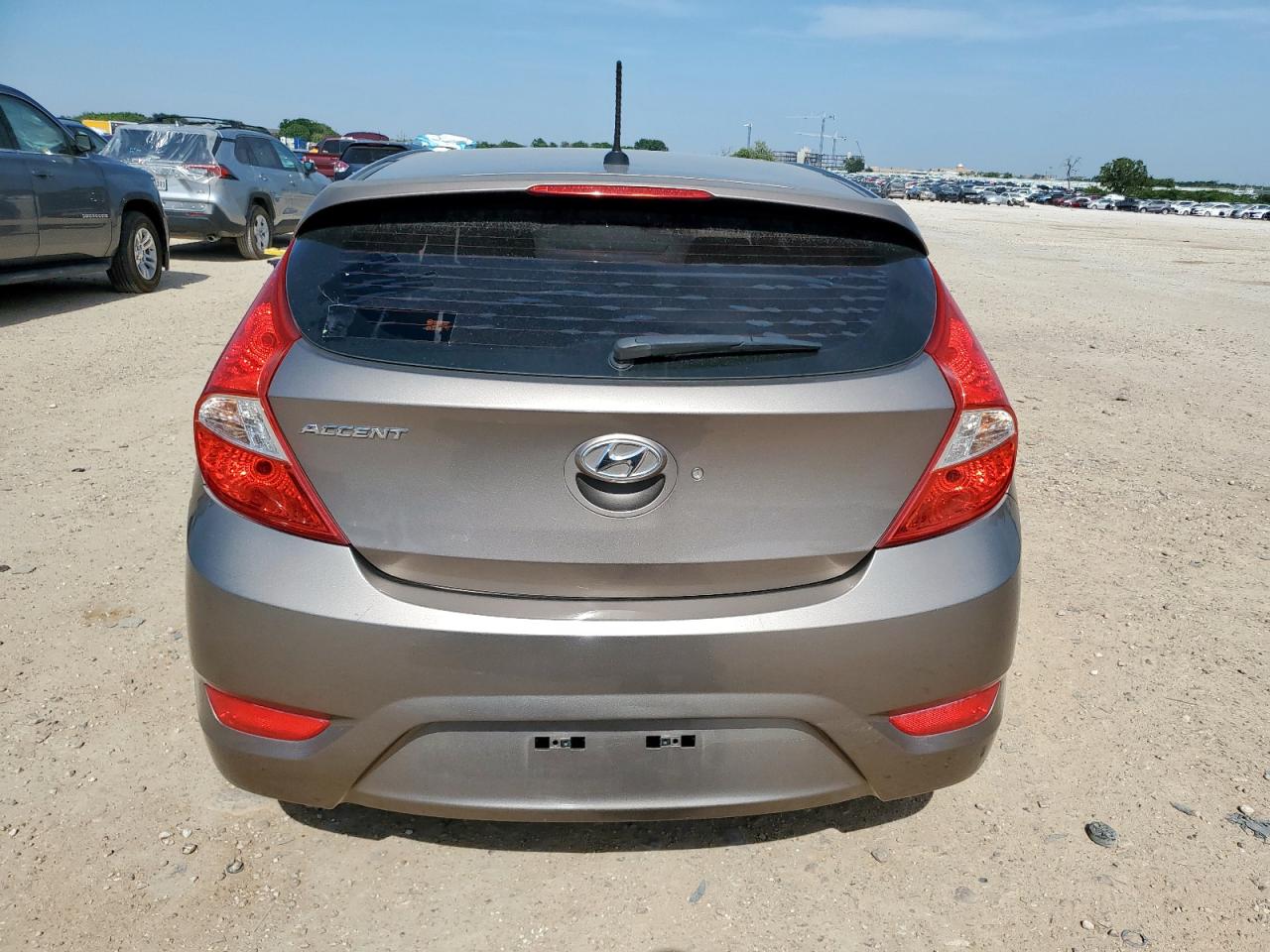 2013 Hyundai Accent Gls VIN: KMHCU5AE1DU073848 Lot: 57225415