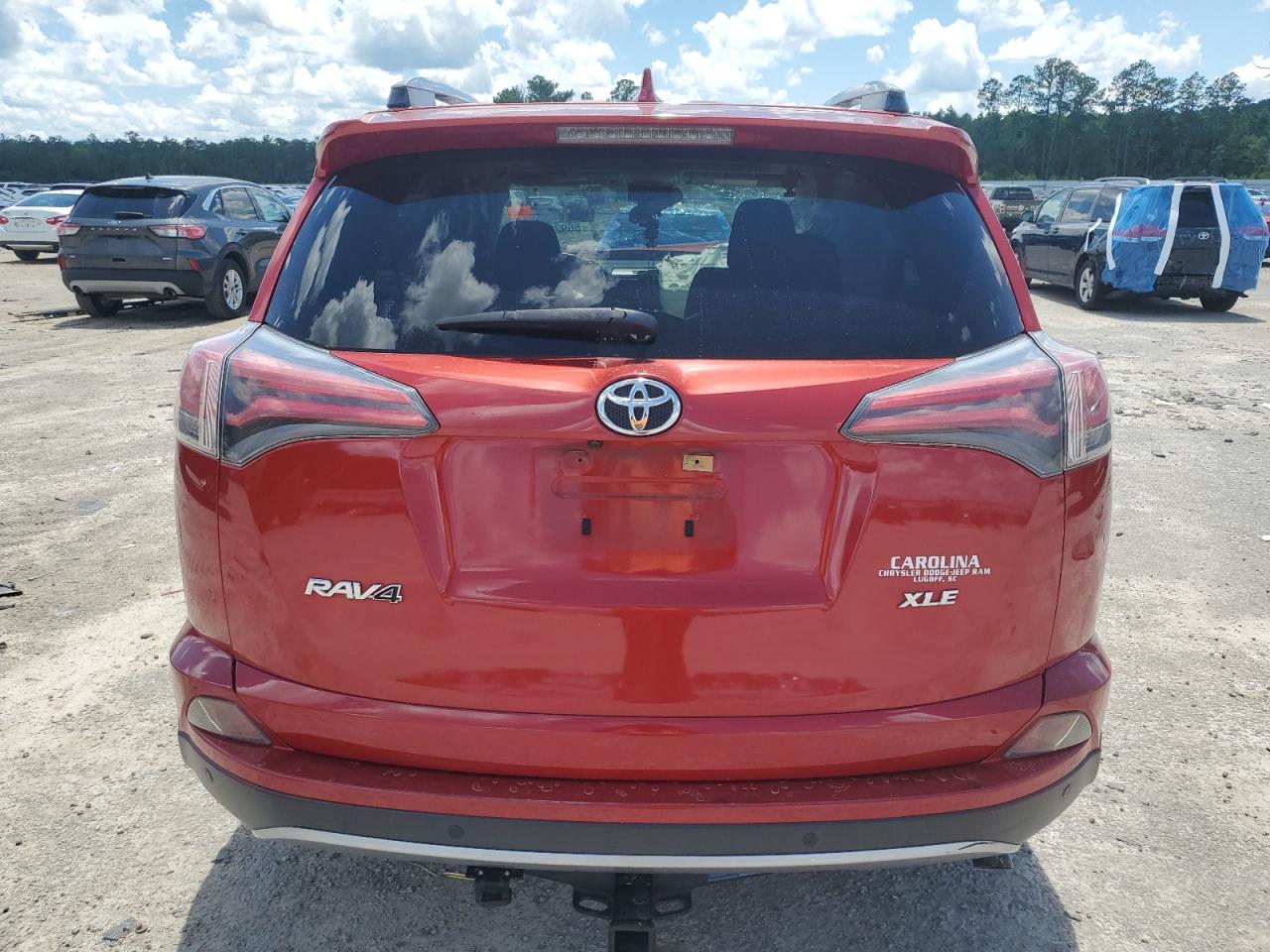 2017 Toyota Rav4 Xle VIN: JTMWFREV7HJ121020 Lot: 56929105
