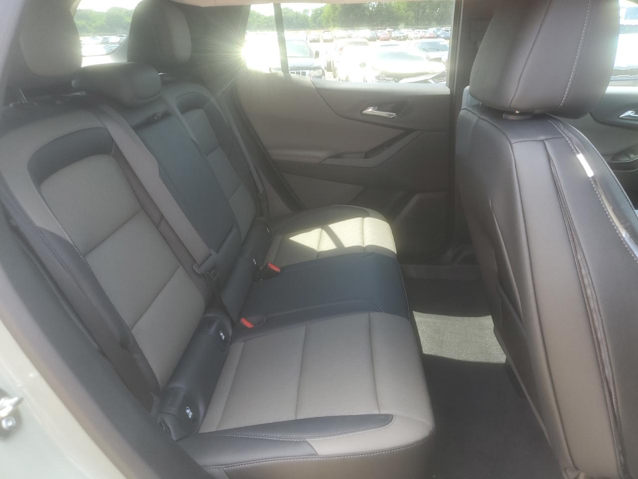 2025 Chevrolet Equinox Lt VIN: 3GNAXHEG2SL300477 Lot: 57013895