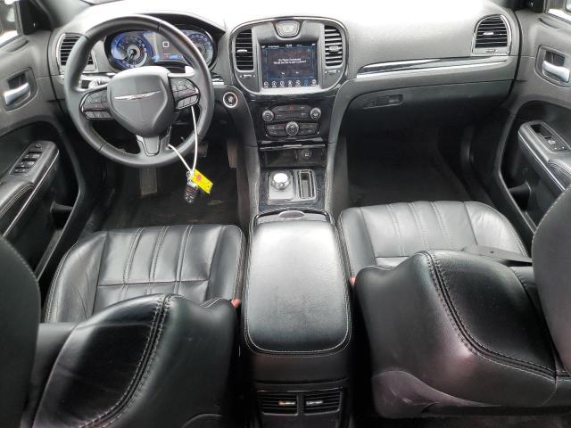 CHRYSLER 300 2018 Czarny