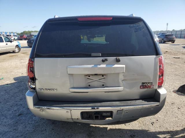  GMC YUKON 2013 Серебристый