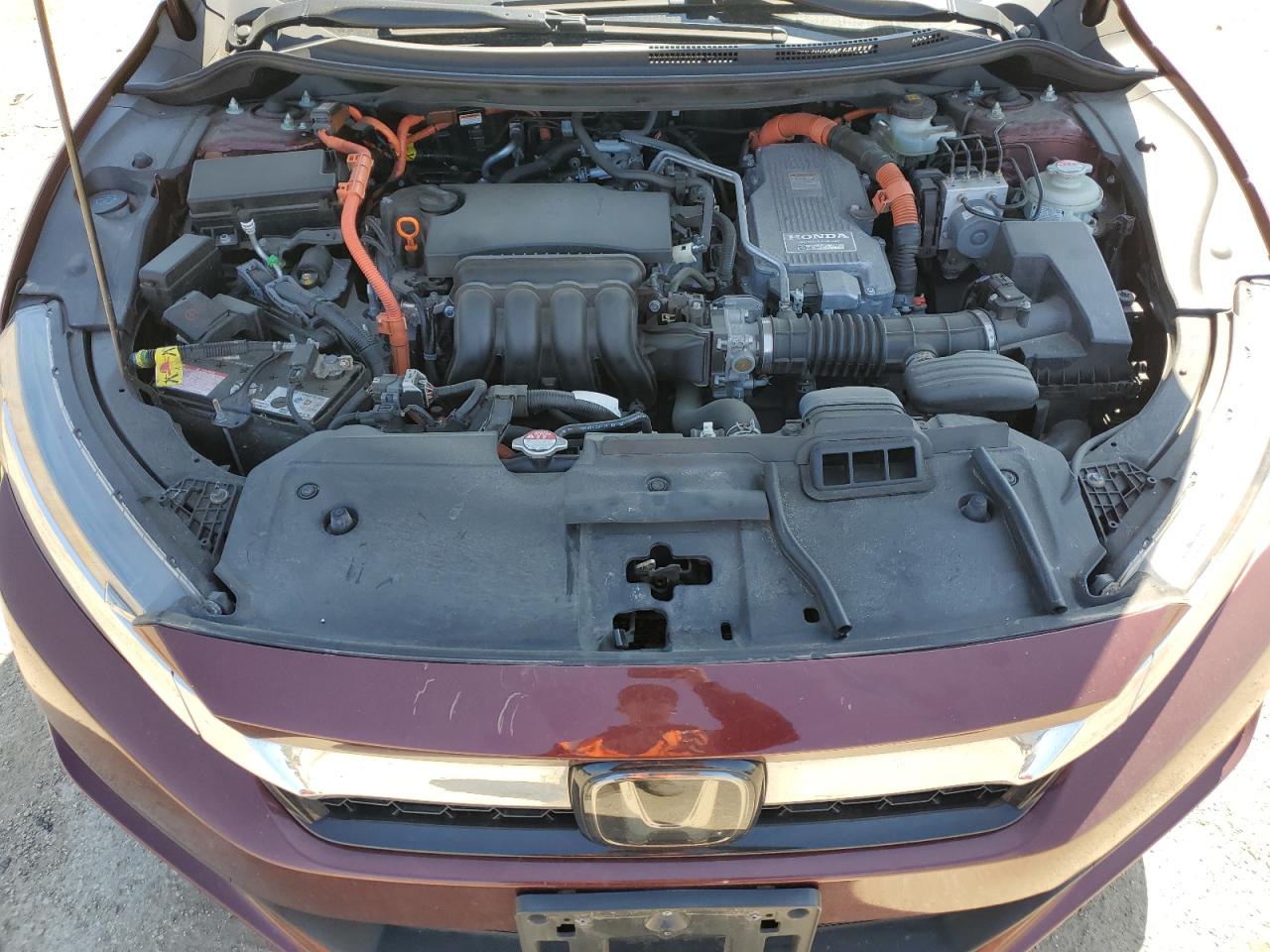 2018 Honda Clarity Touring VIN: JHMZC5F31JC001136 Lot: 56040165