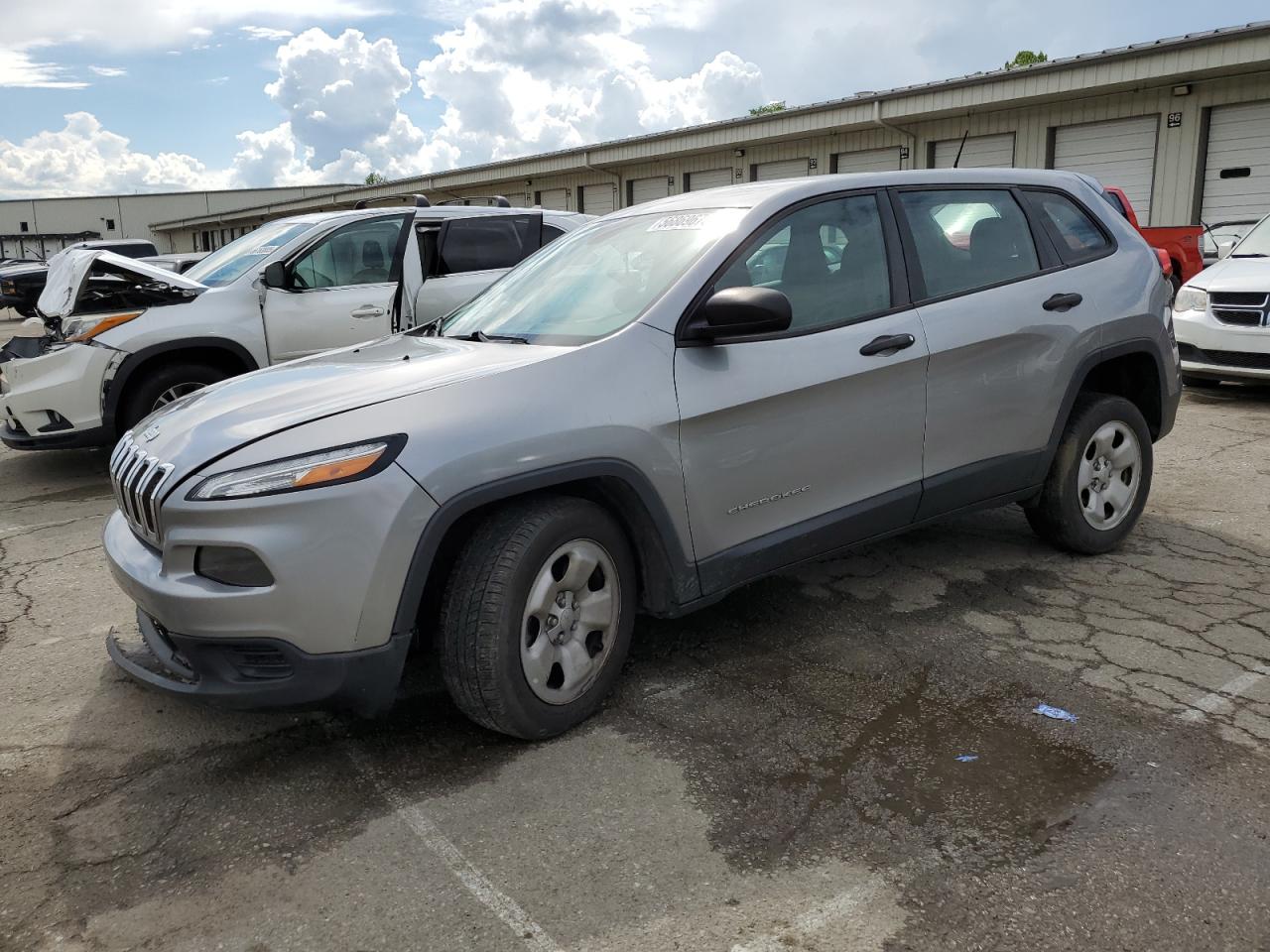 2015 Jeep Cherokee Sport for Sale in Louisville, KY - Front End