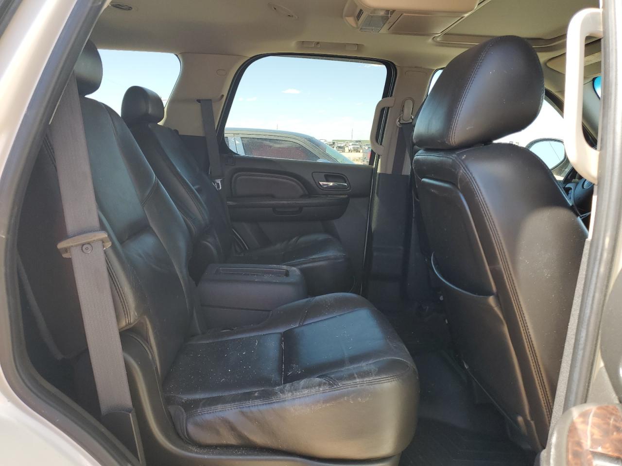 2010 GMC Yukon Denali VIN: 1GKUKEEF5AR277024 Lot: 55537805