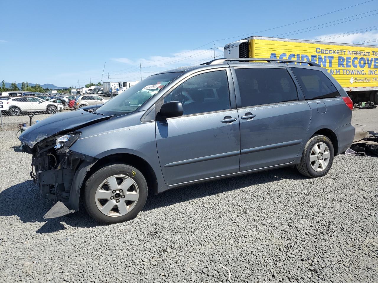2006 Toyota Sienna Ce for Sale in Eugene, OR - Front End