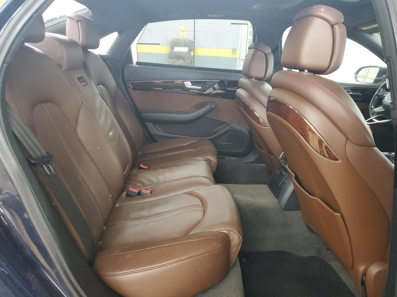 2011 Audi A8 L Quattro VIN: WAURVAFD4BN005925 Lot: 56998325