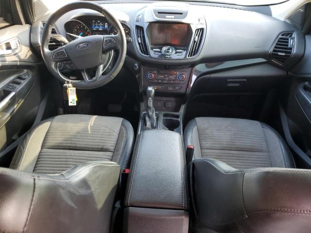 Parquets FORD ESCAPE 2017 Srebrny